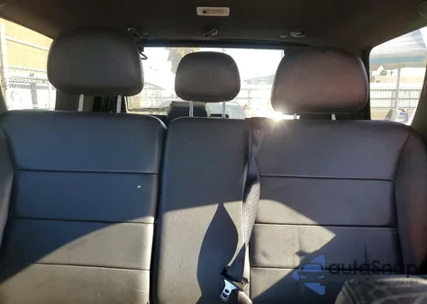 2011 Ford Escape Xlt z USA, uszkodzony, nr VIN 1FMCU0DG1BKB14262